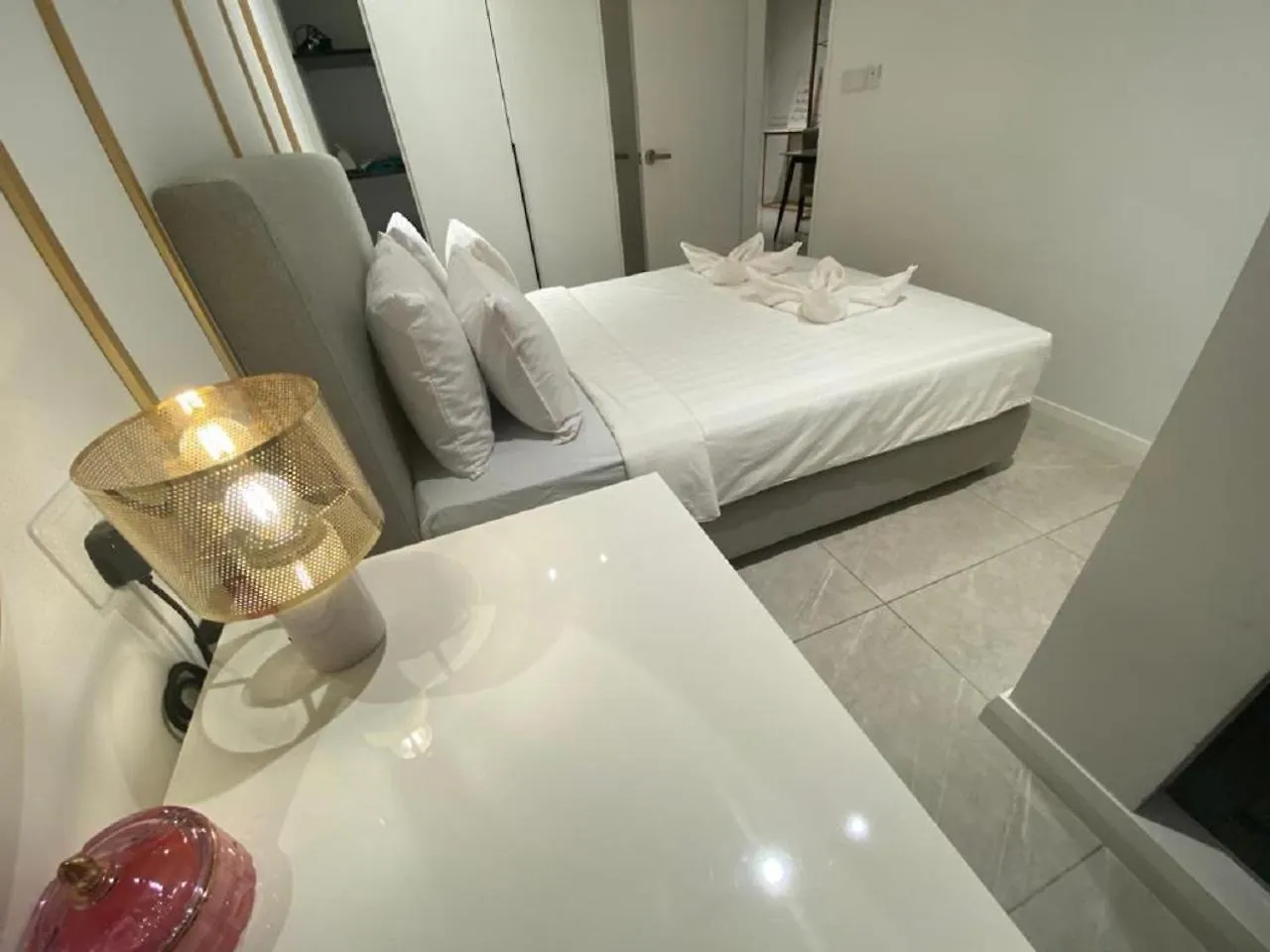 Conrad Suite At Axon Residence Kuala Lumpur Apartment